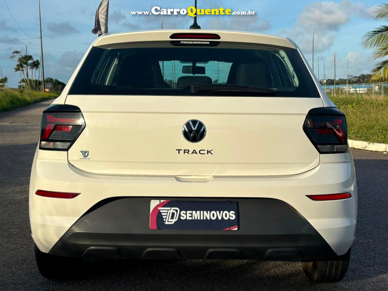 VOLKSWAGEN   POLO TRACK 1.0 FLEX 12V 5P   BRANCO 2025 1.0 FLEX - Loja