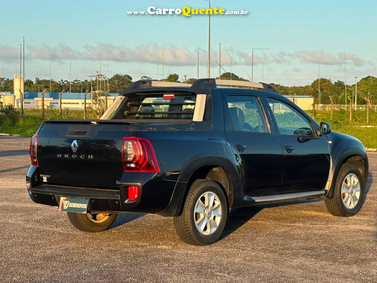 RENAULT   DUSTER OROCH DYNA. 2.0 FLEX 16V AUT.   PRETO 2020 2.0 FLEX - Loja