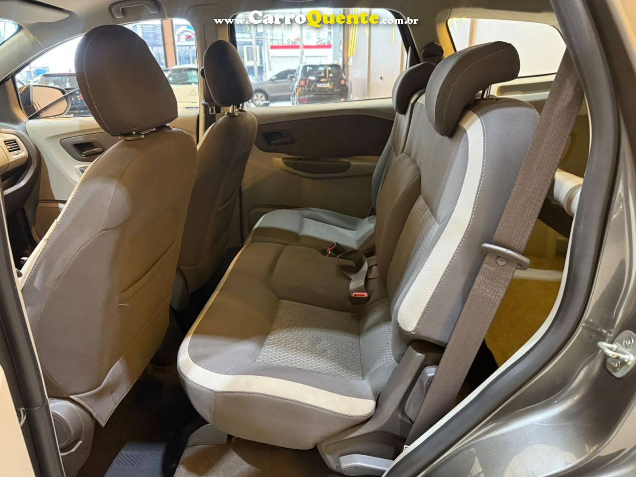 CHEVROLET   SPIN ADVANTAGE 1.8 8V ECONO.FLEX 5P AUT.   CINZA 2014 1.8 FLEX - Loja