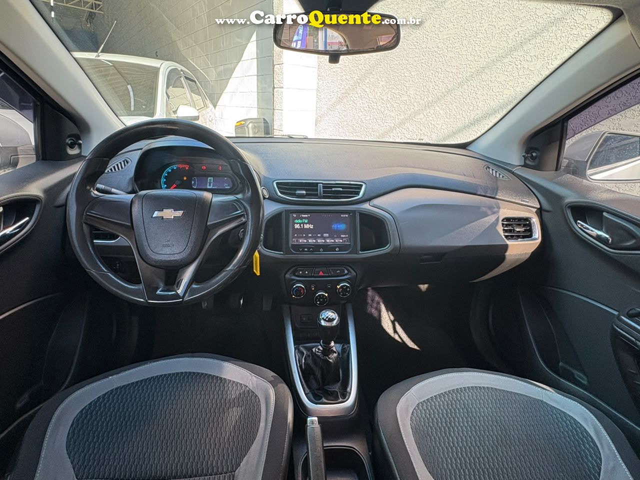 CHEVROLET   PRISMA SED. LT 1.4 8V FLEXPOWER 4P   PRATA 2015 1.4 FLEX - Loja