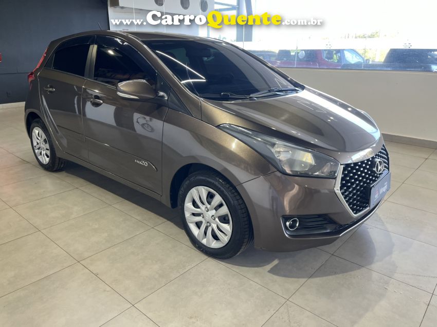 Hyundai HB20 1.0 COMFORT 12V FLEX 4P MANUAL - Loja
