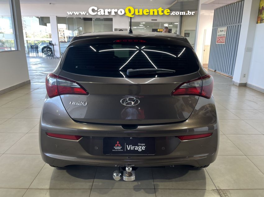 Hyundai HB20 1.0 COMFORT 12V FLEX 4P MANUAL - Loja