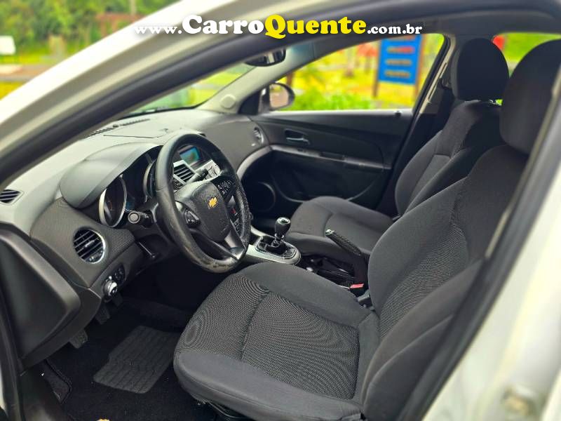 CRUZE LT 1.8 16V FlexPower 4p Mec. 2012/2012 Chevrolet - Loja