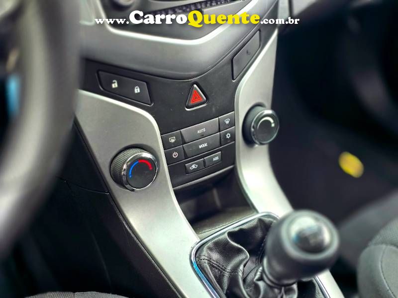 CRUZE LT 1.8 16V FlexPower 4p Mec. 2012/2012 Chevrolet - Loja