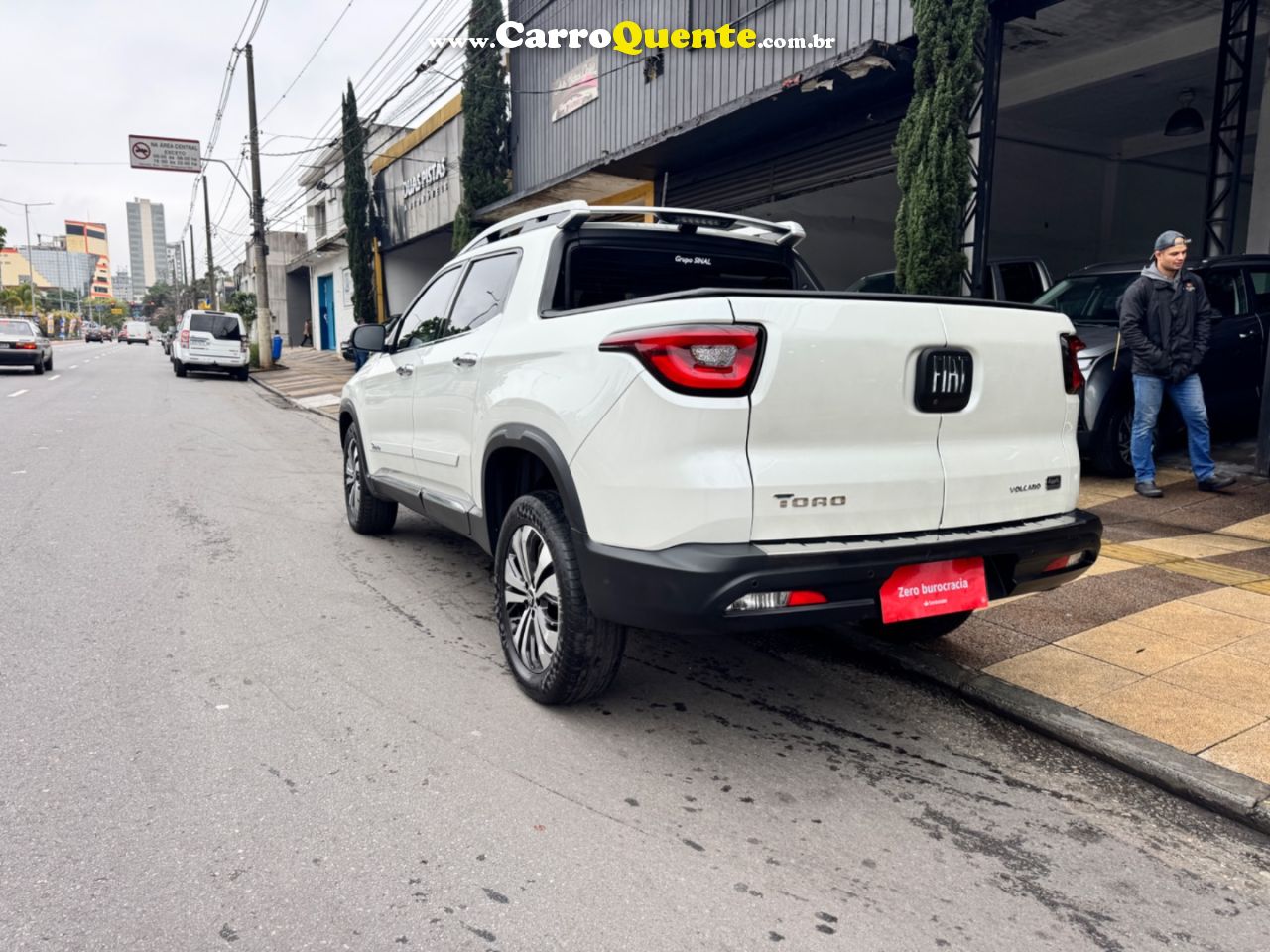 FIAT TORO 2.0 16V TURBO VOLCANO 4WD AT9 2024 - Loja