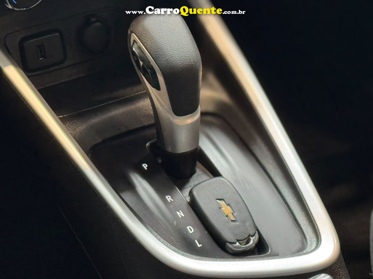 CHEVROLET ONIX 1.0 TURBO PLUS LTZ 2022 - Loja
