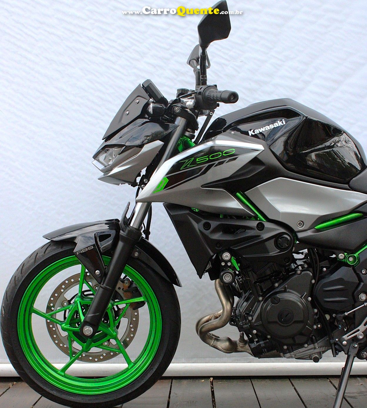 KAWASAKI Z500 SE 2025 - Loja