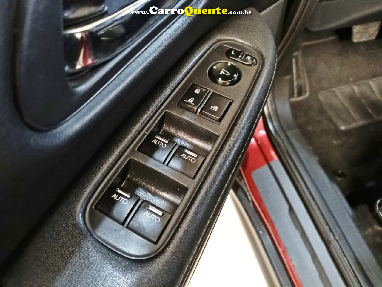 HONDA HR-V 1.8 16V EX 2020 - Loja