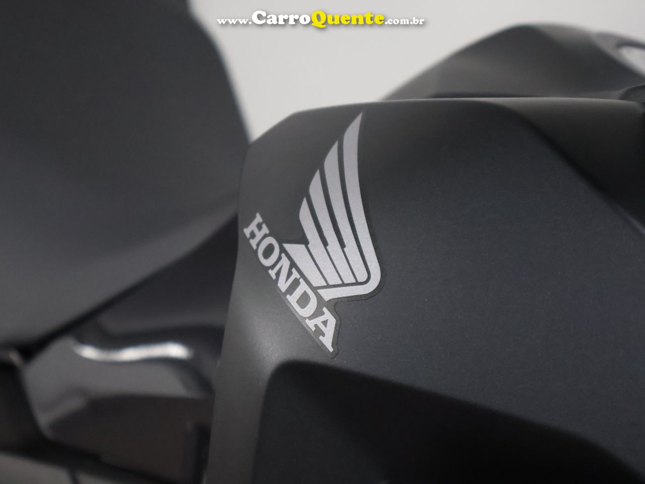 HONDA XRE 300 SAHARA 2026 - Loja