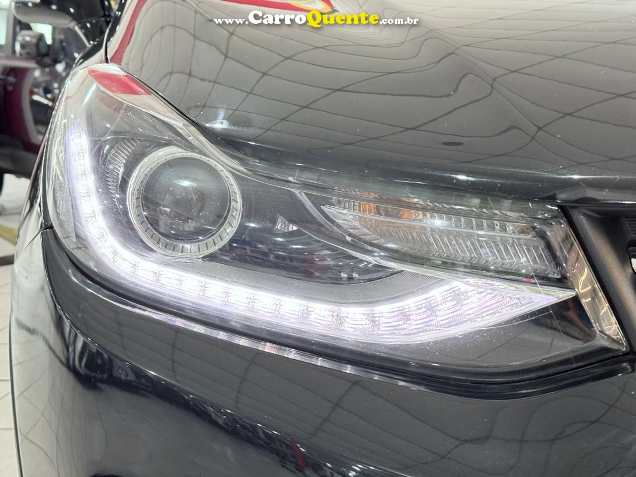 CHEVROLET TRACKER 1.4 16V TURBO MIDNIGHT 2019 - Loja