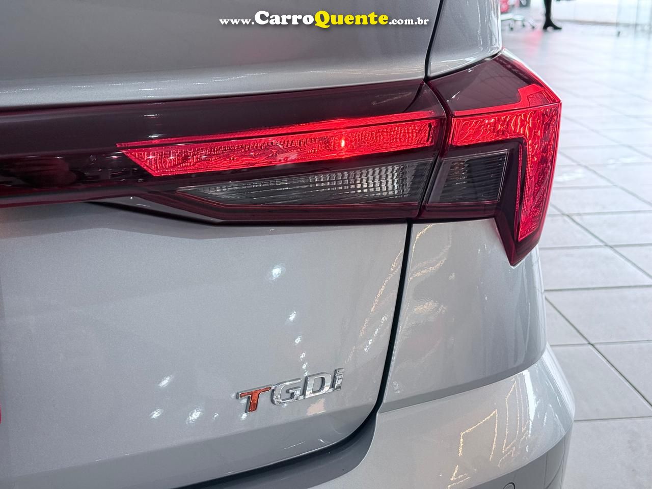 HYUNDAI HB20S 1.0 TGDI COMFORT PLUS 2025 - Loja