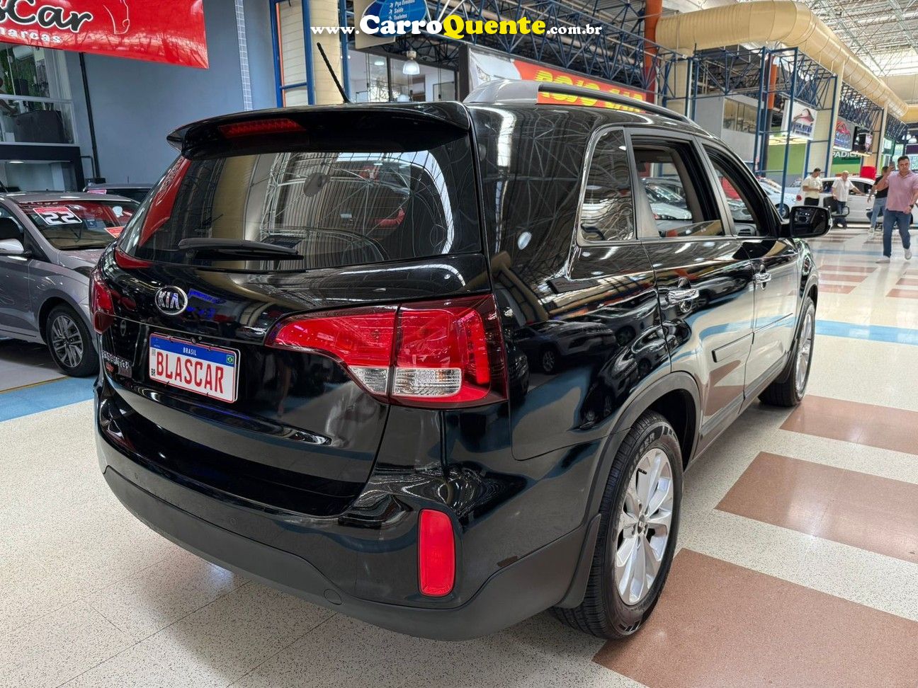 KIA SORENTO 2.4 EX 4X2 16V 2015 - Loja