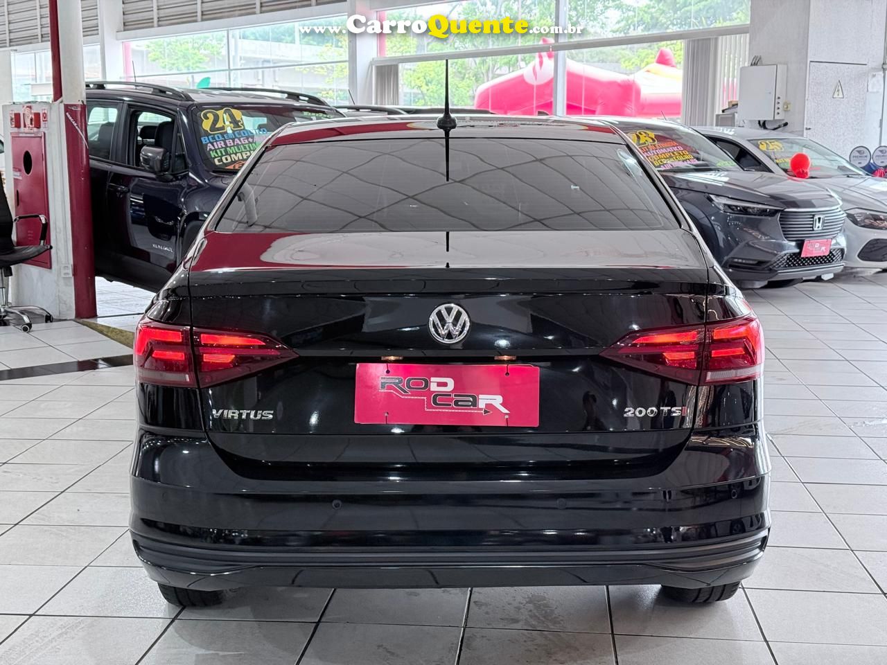 VOLKSWAGEN VIRTUS 1.0 200 TSI COMFORTLINE 2022 - Loja