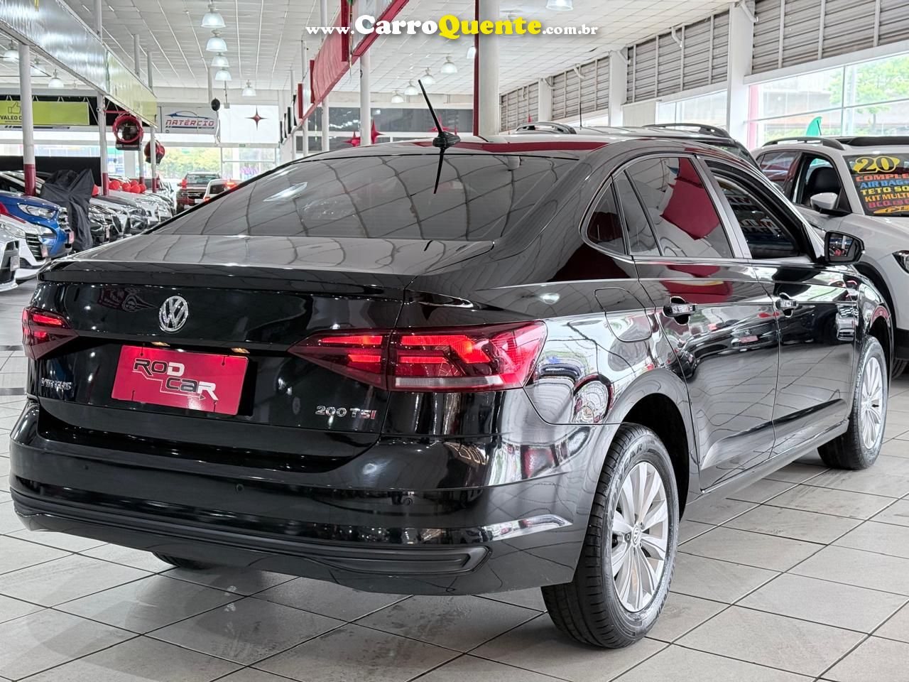 VOLKSWAGEN VIRTUS 1.0 200 TSI COMFORTLINE 2022 - Loja