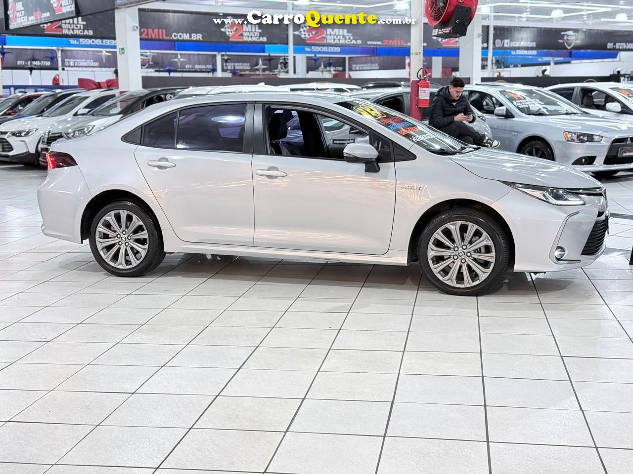 TOYOTA COROLLA 1.8 VVT-I ALTIS PREMIUM HIBRIDO 2023 - Loja