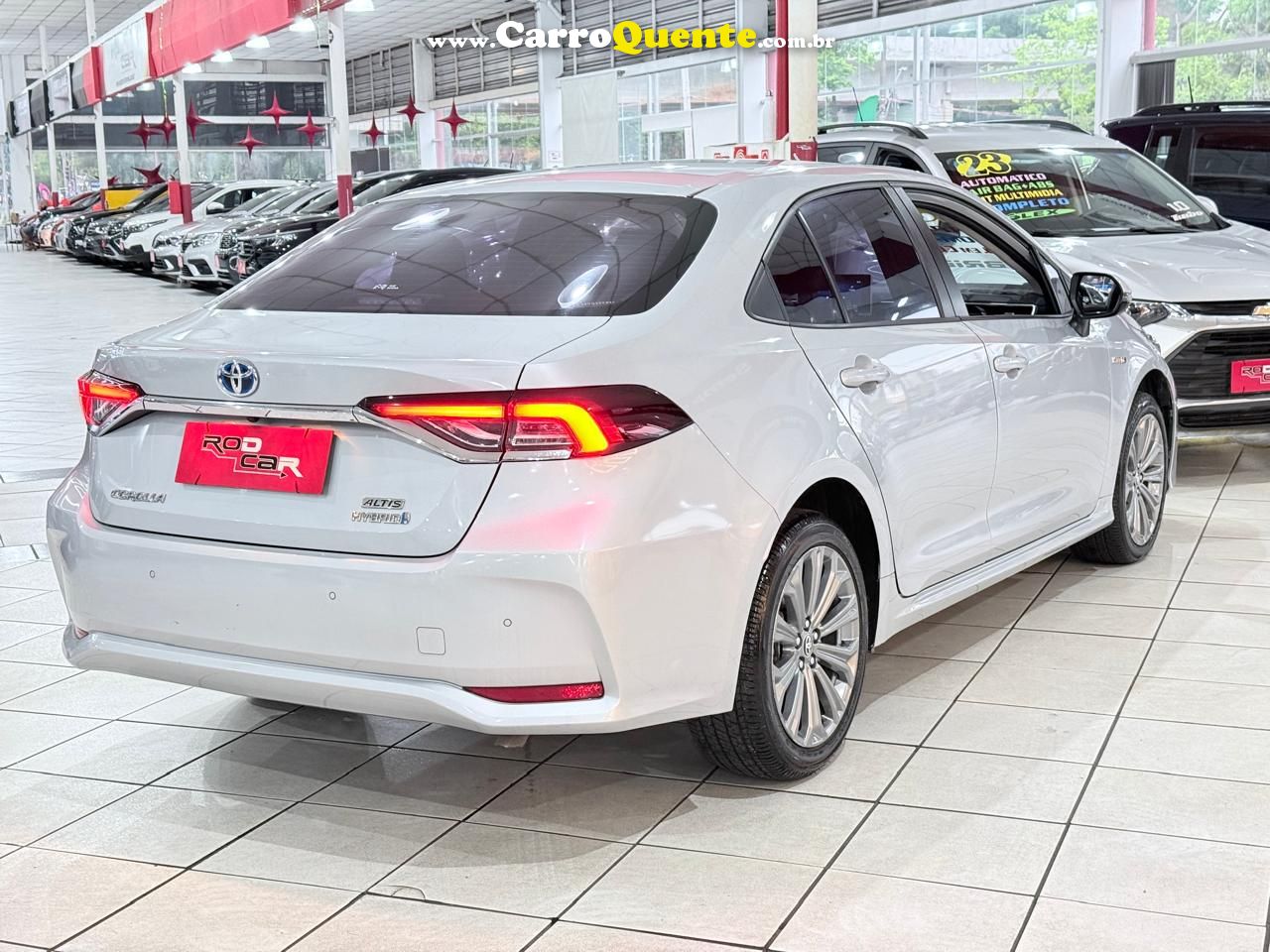 TOYOTA COROLLA 1.8 VVT-I ALTIS PREMIUM HIBRIDO 2023 - Loja