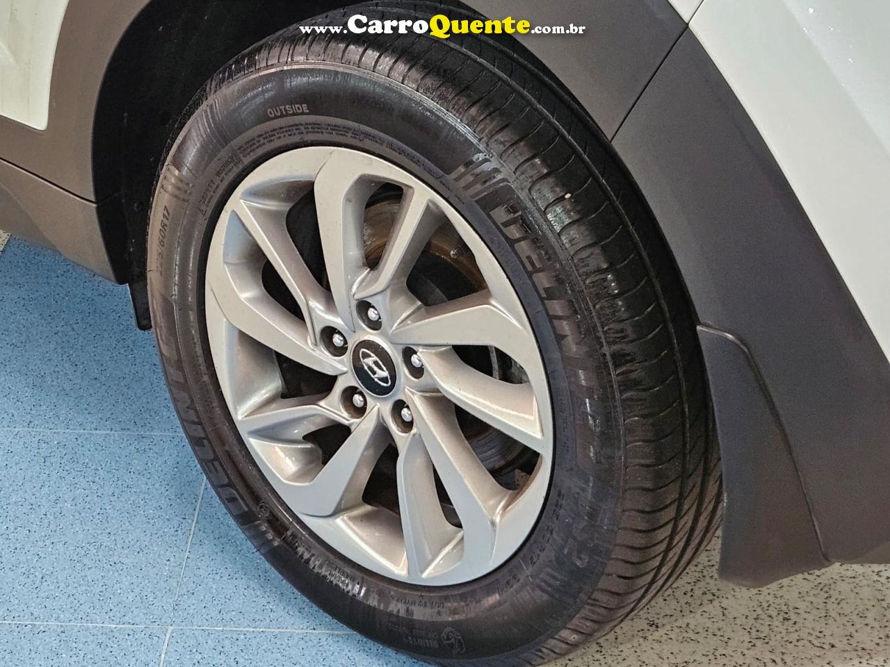 HYUNDAI TUCSON 1.6 TURBO GLS * C/ TETO SOLAR * 2018 - Loja