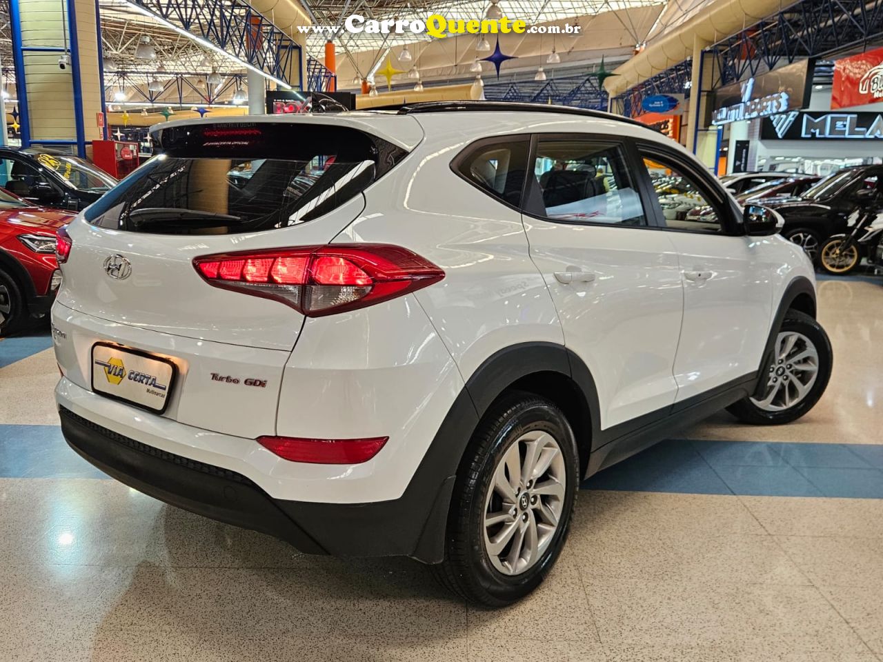 HYUNDAI TUCSON 1.6 TURBO GLS * C/ TETO SOLAR * 2018 - Loja