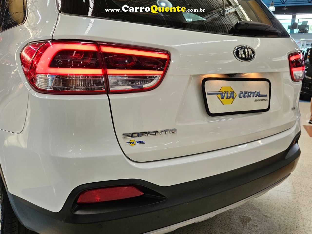 KIA SORENTO 3.3 EX V6 7 LUGARES * C/ Teto Solar * 2018 - Loja