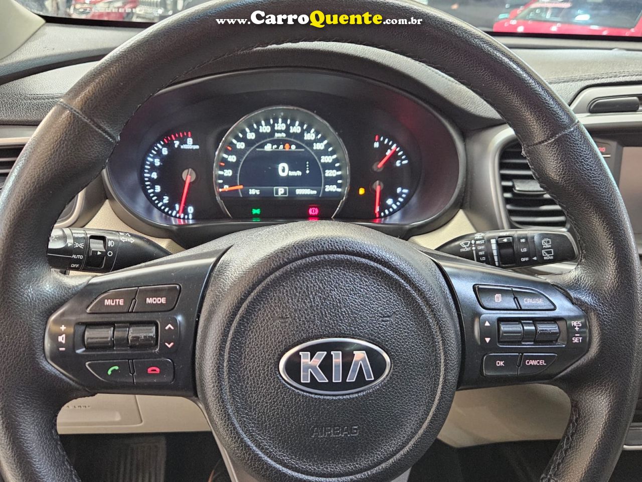 KIA SORENTO 3.3 EX V6 7 LUGARES * C/ Teto Solar * 2018 - Loja