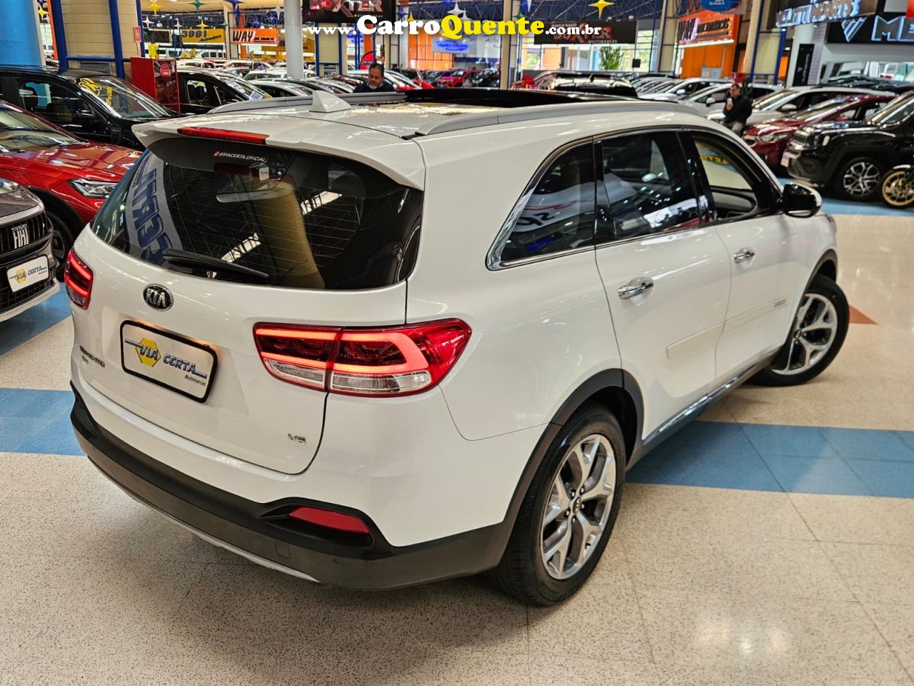 KIA SORENTO 3.3 EX V6 7 LUGARES * C/ Teto Solar * 2018 - Loja