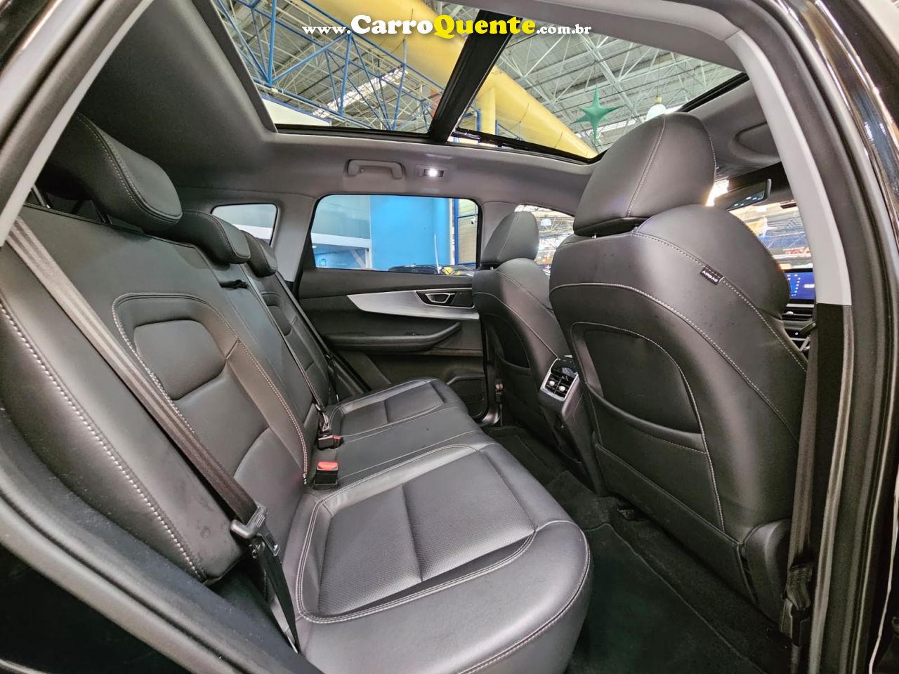 CHERY TIGGO 7 PRO 1.6 TURBO * GARANTIA DE FÁBRICA * 2024 - Loja