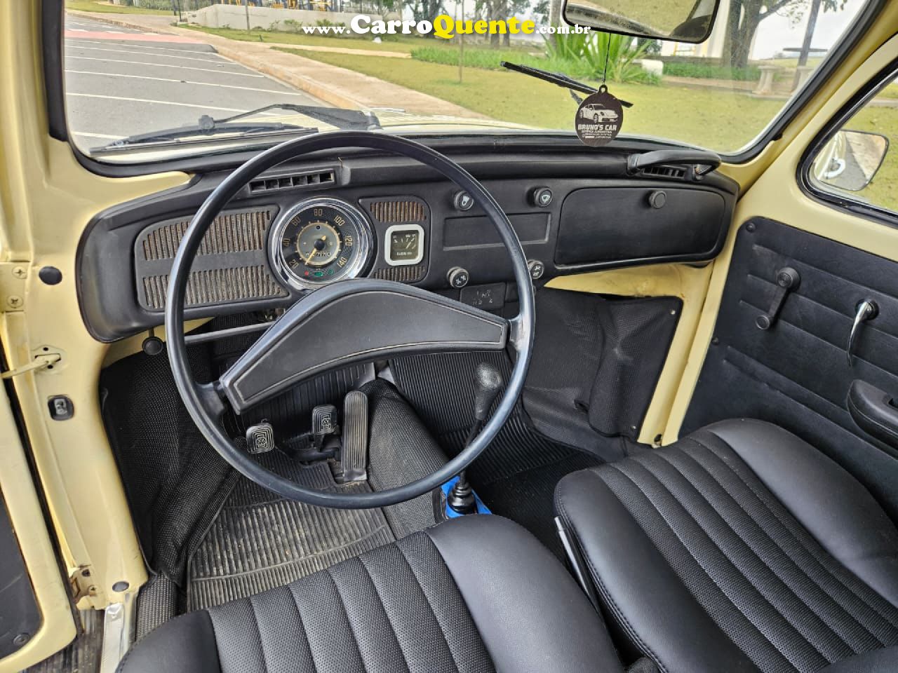 VOLKSWAGEN   VW FUSCA 1.500   BEGE 1974 1500 GASOLINA - Loja