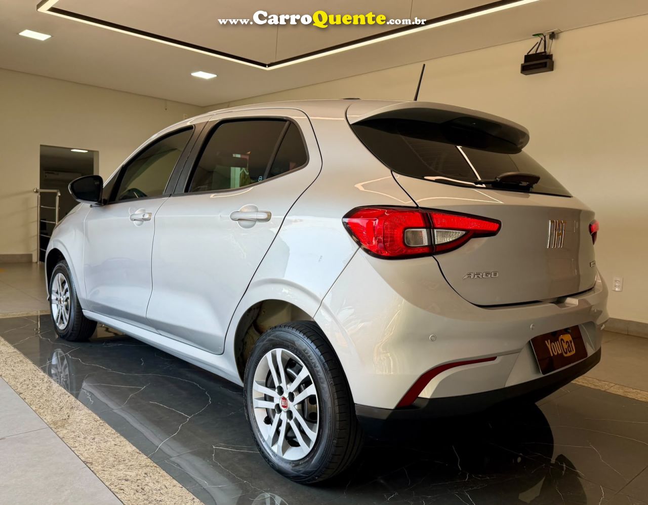 FIAT   ARGO DRIVE 1.0 6V FLEX   PRATA 2021 1.0 FLEX - Loja