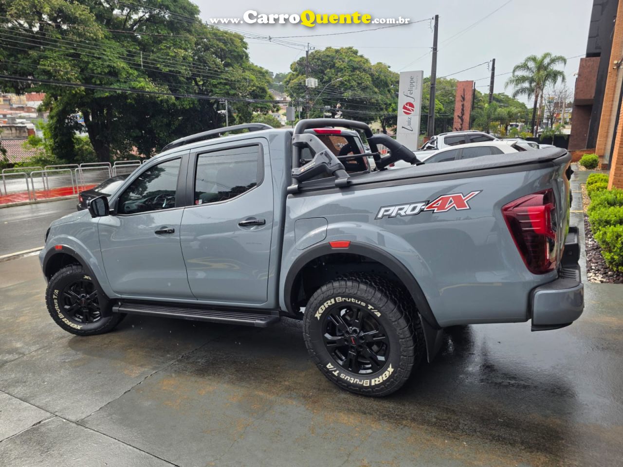 NISSAN   FRONTIER PRO4X CD 4X4 2.3 BI-TB DIE. AUT   CINZA 2023 2.3 DIESEL - Loja