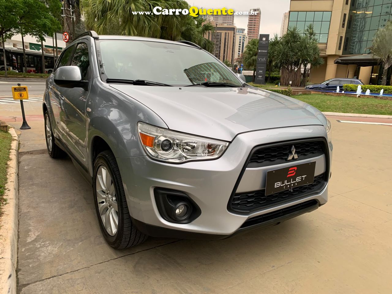 MITSUBISHI   2.0 4X2 16V GASOLINA 4P AUTOMÁTICO   PRATA 2015 2.0 GASOLINA - Loja