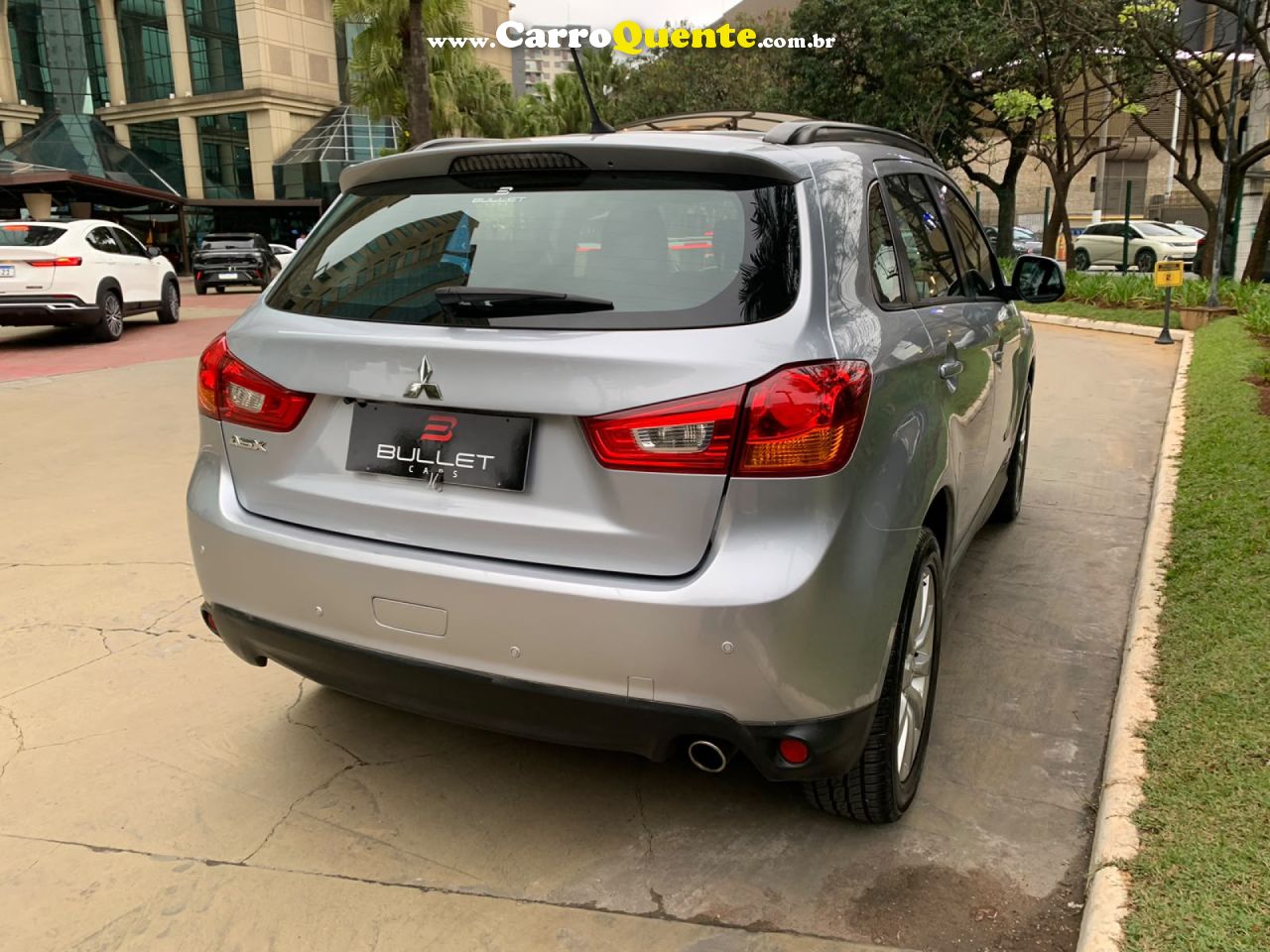 MITSUBISHI   2.0 4X2 16V GASOLINA 4P AUTOMÁTICO   PRATA 2015 2.0 GASOLINA - Loja