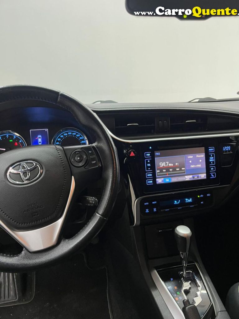 TOYOTA   COROLLA XEI 2.0 FLEX 16V AUT.   MARROM 2019 2.0 FLEX - Loja