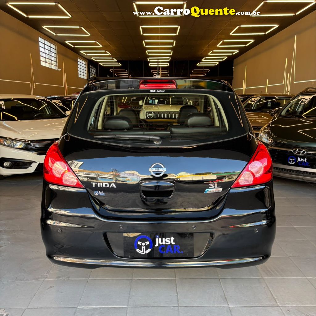 NISSAN   TIIDA SL 1.81.8 FLEX 16V AUT.   PRETO 2012 1.8 FLEX - Loja