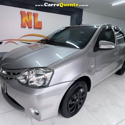 TOYOTA   ETIOS X 1.3 FLEX 16V 5P MEC.   PRATA 2017 1.3 FLEX