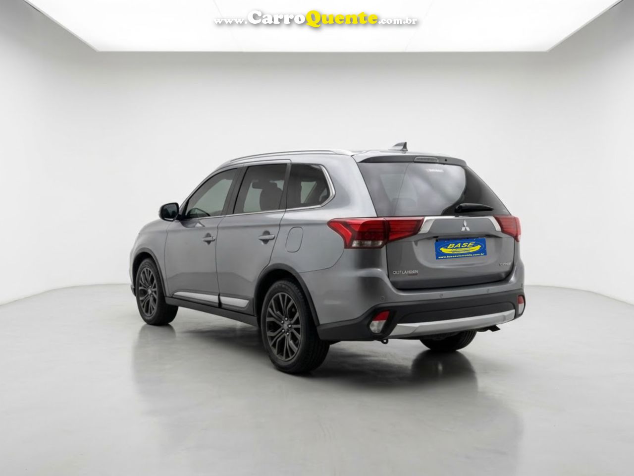 MITSUBISHI   OUTLANDER 2.2 165CV DIESEL AUT.   CINZA 2018 2.2 DIESEL - Loja