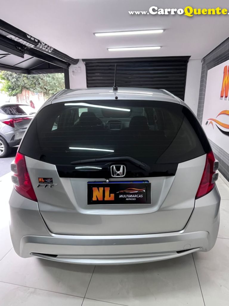 HONDA   FIT DX 1.4 FLEX 16V 5P MEC.   PRATA 2014 1.4 FLEX - Loja
