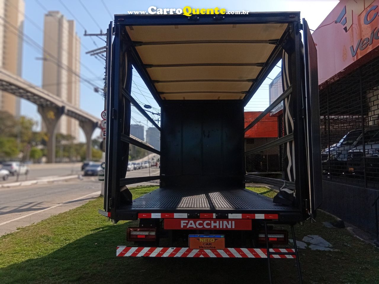 VOLKSWAGEN   DELIVERY EXPRESS+ TURBO DIESEL   BRANCO 2025 3.0 DIESEL - Loja