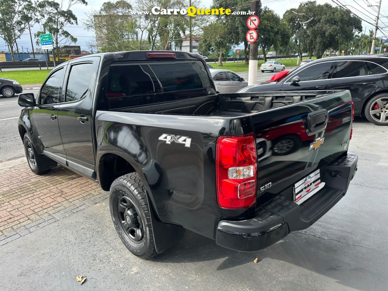 CHEVROLET   S10 PICK-UP LS 2.8 TDI 4X4 CD DIES. MEC.   PRETO 2021 2.8 DIESEL - Loja