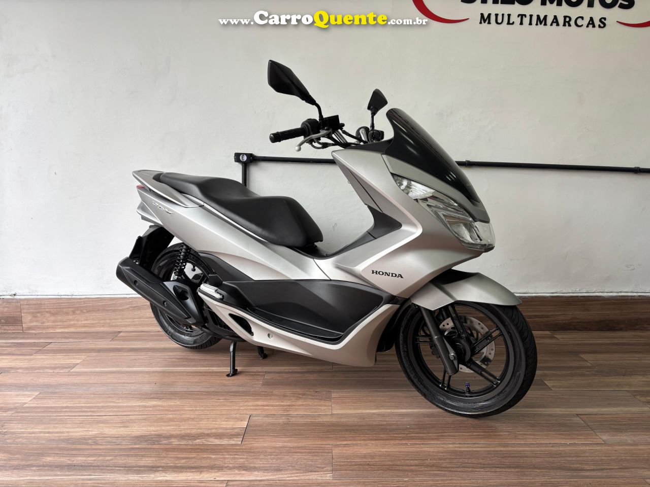 HONDA   PCX 150DLX   PRATA 2018 149 GASOLINA - Loja