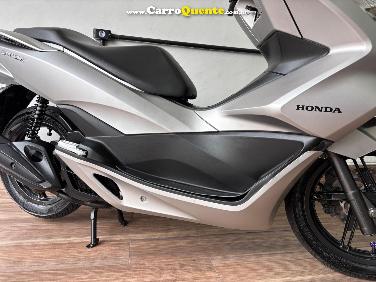 HONDA   PCX 150DLX   PRATA 2018 149 GASOLINA - Loja