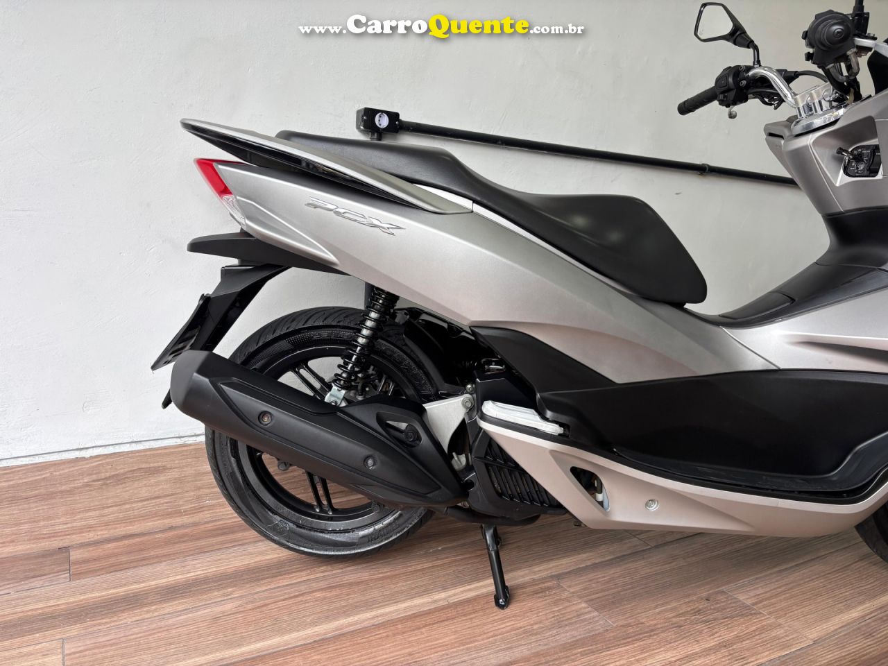 HONDA   PCX 150DLX   PRATA 2018 149 GASOLINA - Loja