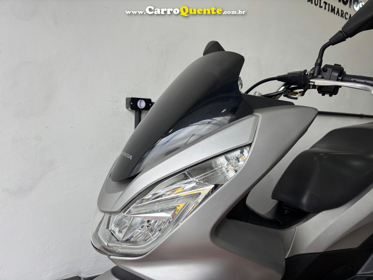 HONDA   PCX 150DLX   PRATA 2018 149 GASOLINA - Loja