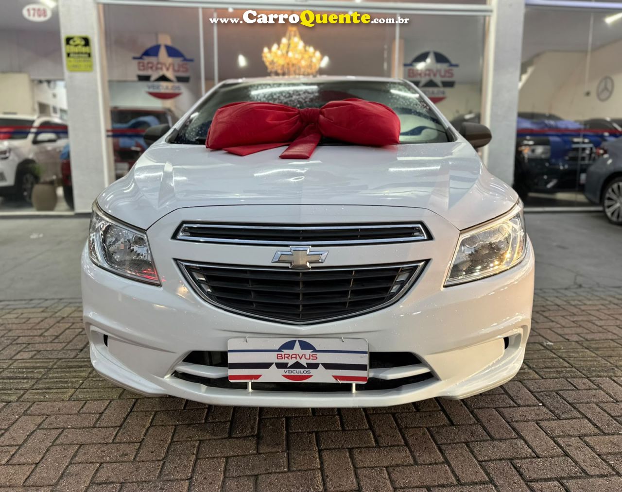 CHEVROLET   ONIX HATCH LT 1.0 8V FLEXPOWER 5P MEC.   BRANCO 2015 1.0 FLEX - Loja