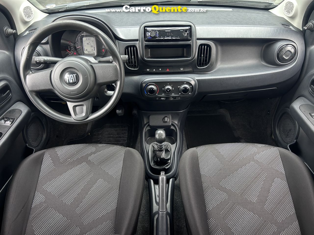 FIAT   MOBI LIKE 1.0 FIRE FLEX 5P.   PRATA 2023 1.0 FLEX - Loja