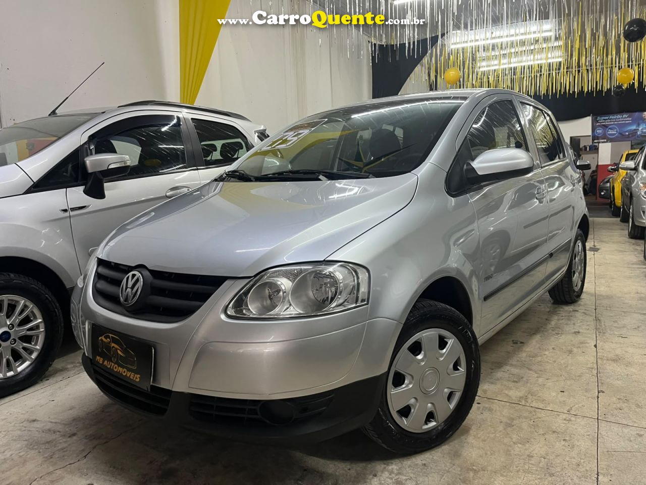 VOLKSWAGEN   FOX PLUS 1.0MI 1.0MI TOTAL FLEX 8V 4P   PRATA 2009 1.0 FLEX - Loja