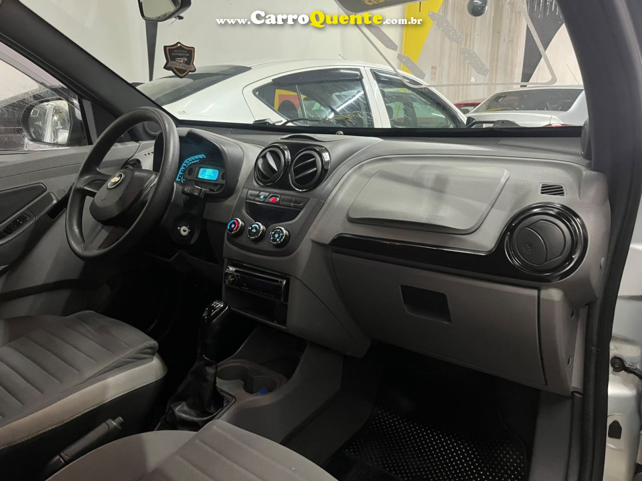 CHEVROLET   AGILE LT 1.4 MPFI 8V FLEXPOWER 5P   PRATA 2011 1.4 FLEX - Loja