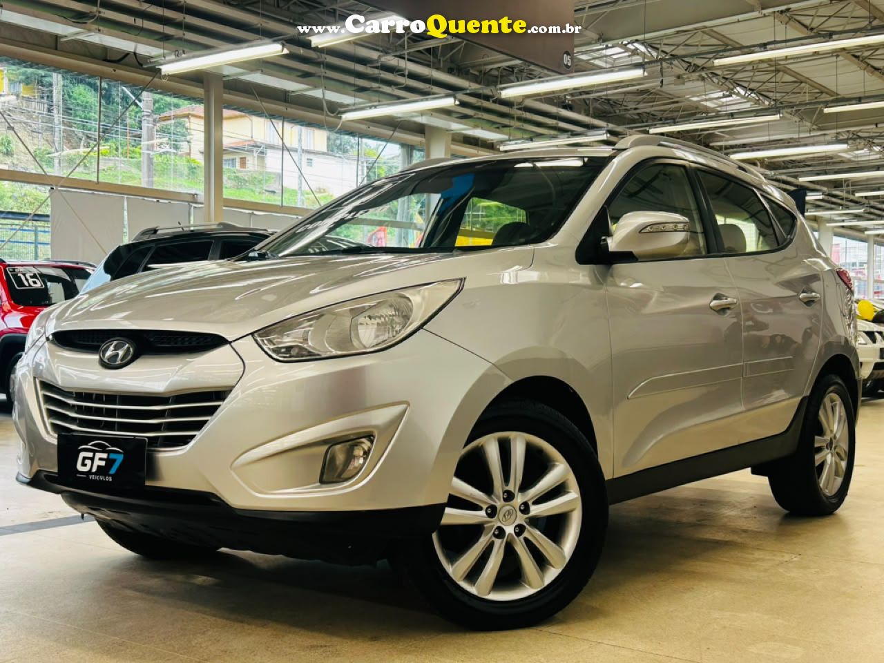HYUNDAI   IX35 2.0 16V 170CV 2WD4WD MEC.   PRATA 2011 2.0 GASOLINA - Loja