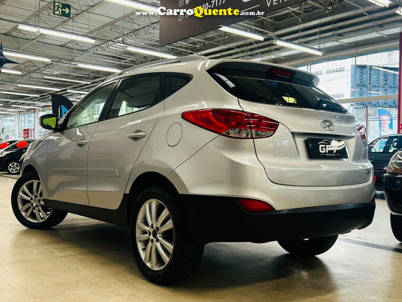 HYUNDAI   IX35 2.0 16V 170CV 2WD4WD MEC.   PRATA 2011 2.0 GASOLINA - Loja