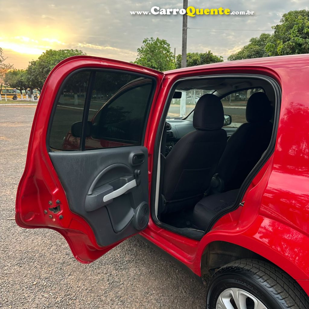 FIAT   UNO VIVACE CELEB. 1.0 EVO F.FLEX 8V 5P   VERMELHO 2012 1.0 GASOLINA - Loja
