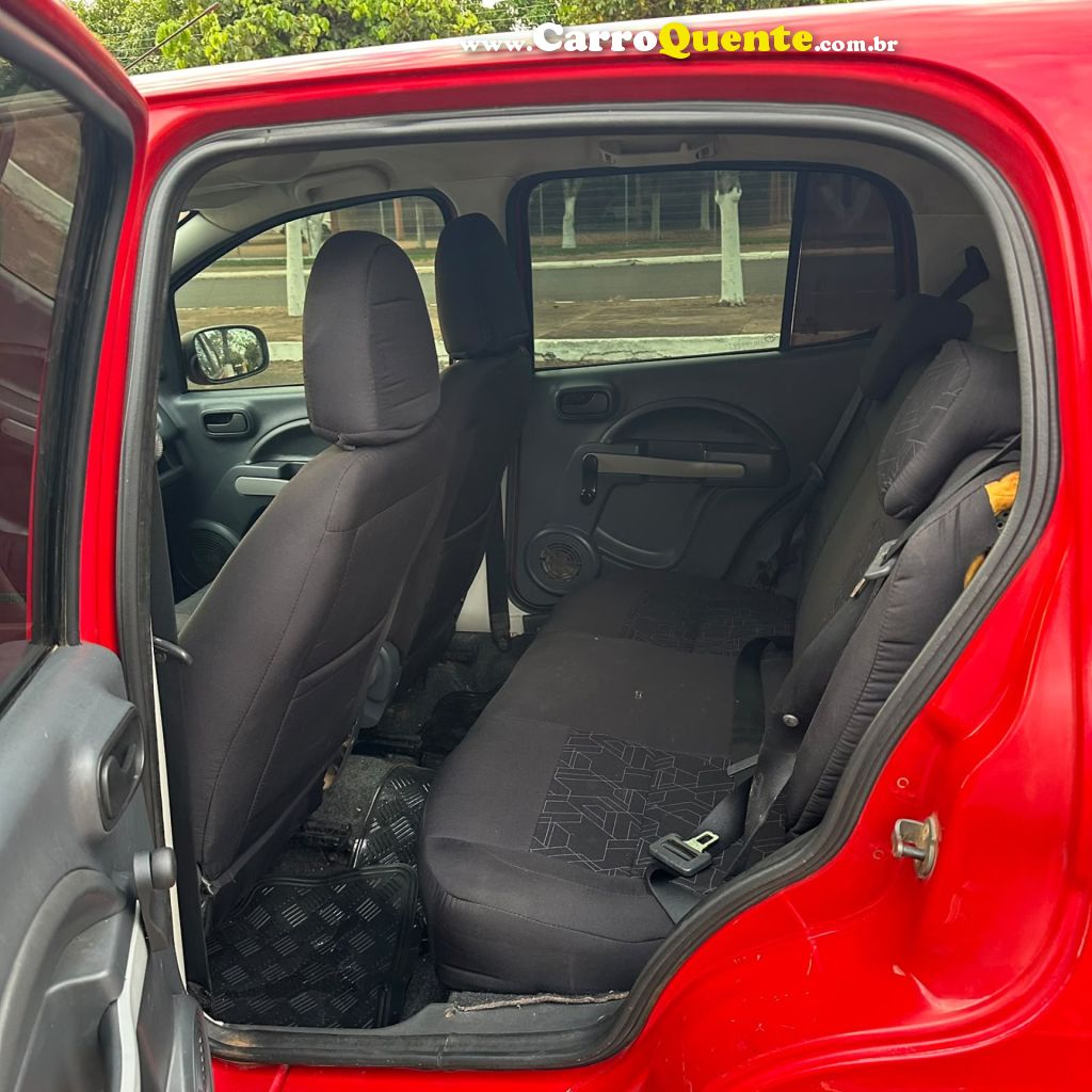 FIAT   UNO VIVACE CELEB. 1.0 EVO F.FLEX 8V 5P   VERMELHO 2012 1.0 GASOLINA - Loja